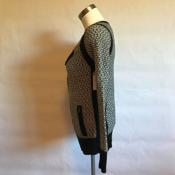 A Pea in the Pod Maternity Black & White Zip-Up Cardigan Sweater, Size Small - Picture 9 of 10